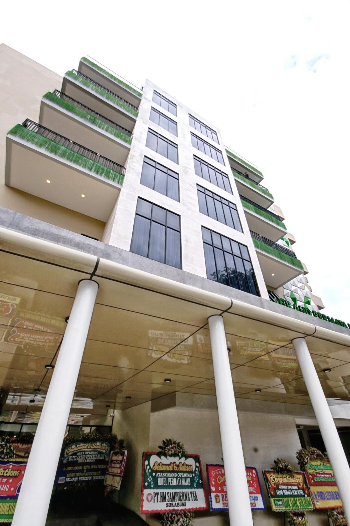 Grand Permata Hijau Hotel Sukabumi Exterior photo