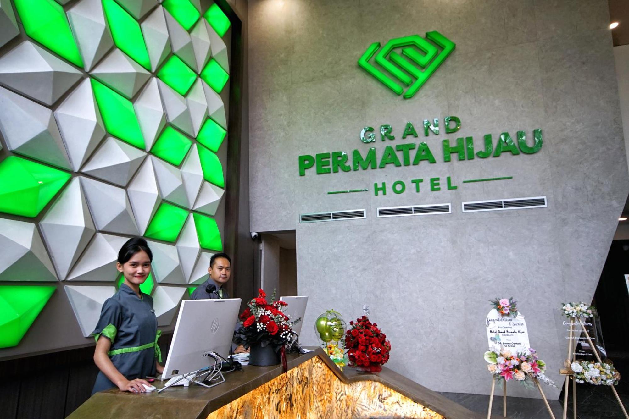 Grand Permata Hijau Hotel Sukabumi Exterior photo